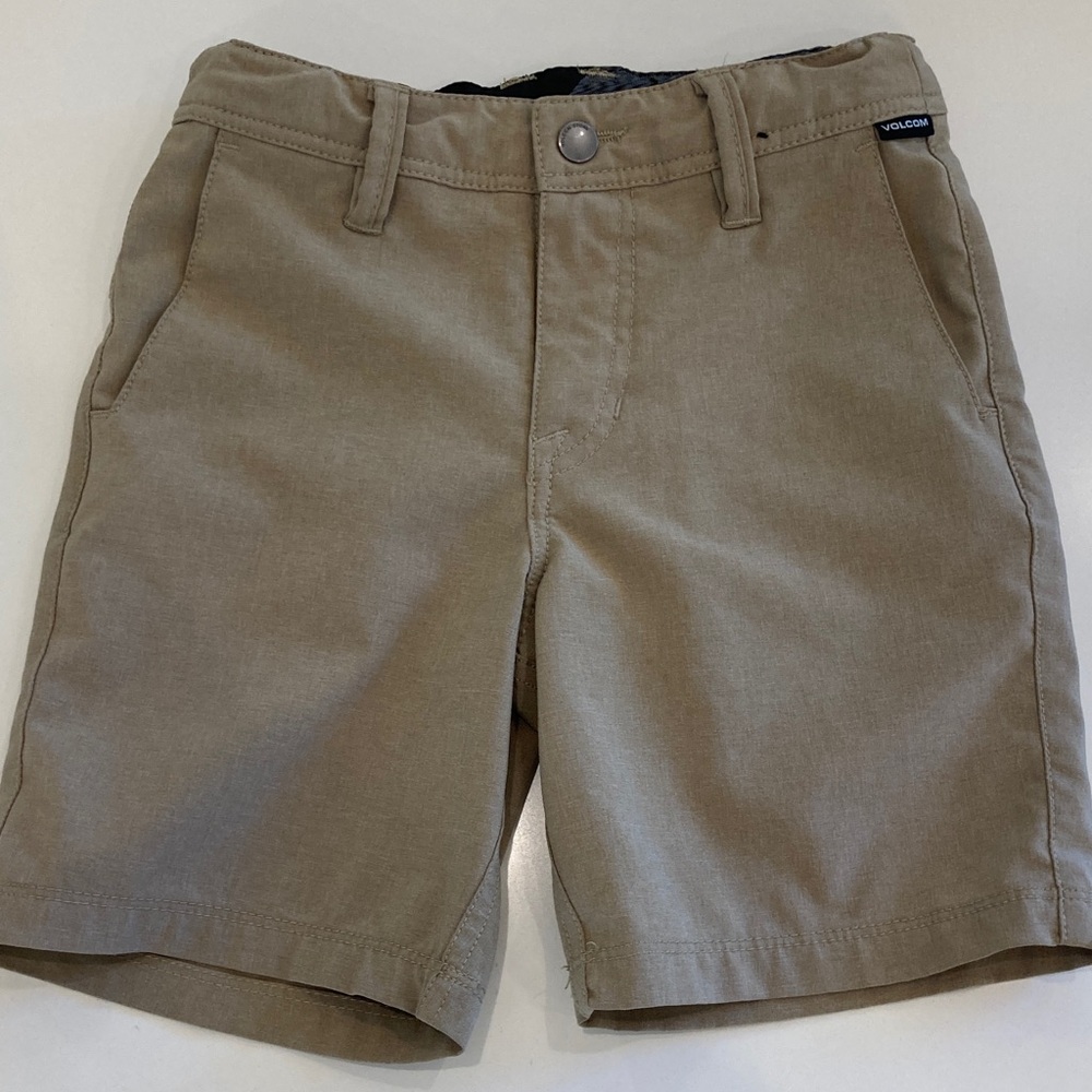 Volcom Boys Khaki Shorts Adjustable Waist, Size 5